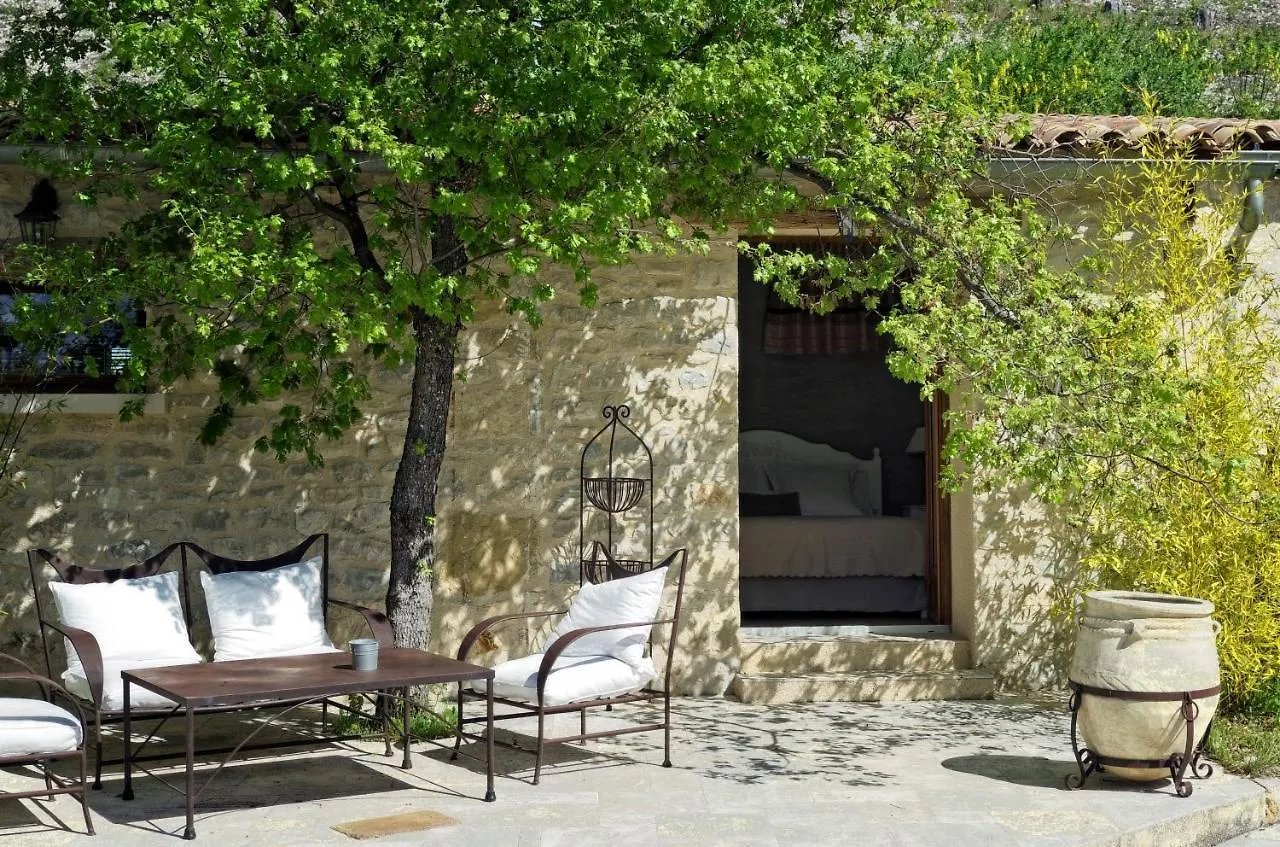 Bed & Breakfast B&B Le Deffends De Redon Montbrun-les-Bains