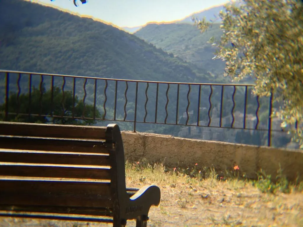 B&B Le Deffends De Redon Montbrun-les-Bains Bed & Breakfast