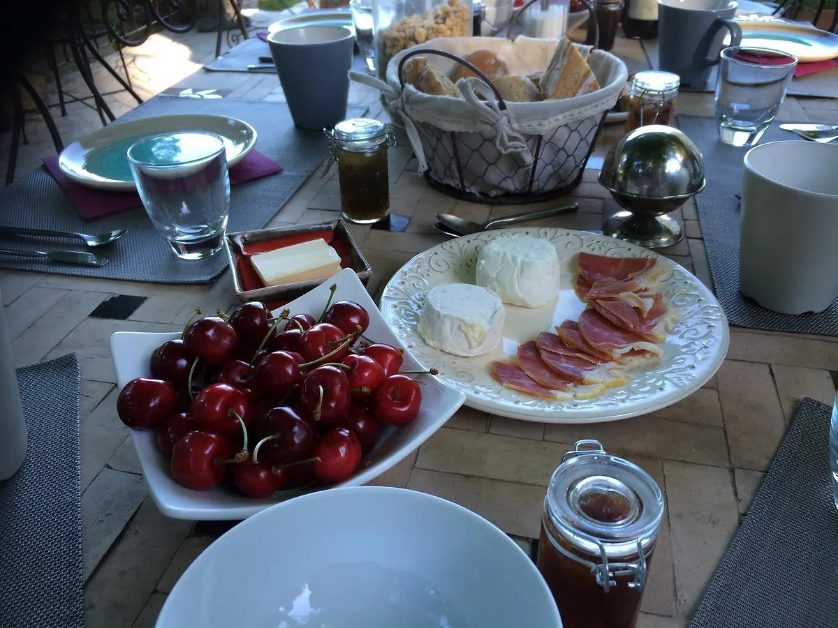 B&B Le Deffends De Redon Montbrun-les-Bains France